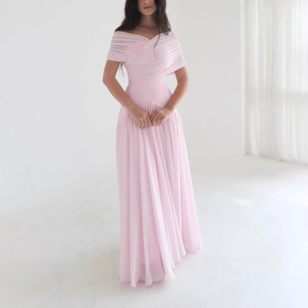 A gentle and romantic short-sleeved long dress with a light and elegant cross-design for women's wear