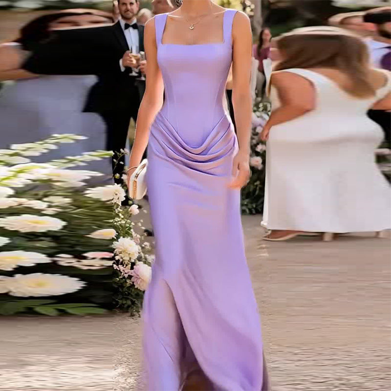 Sleeveless dress with shoulder straps
